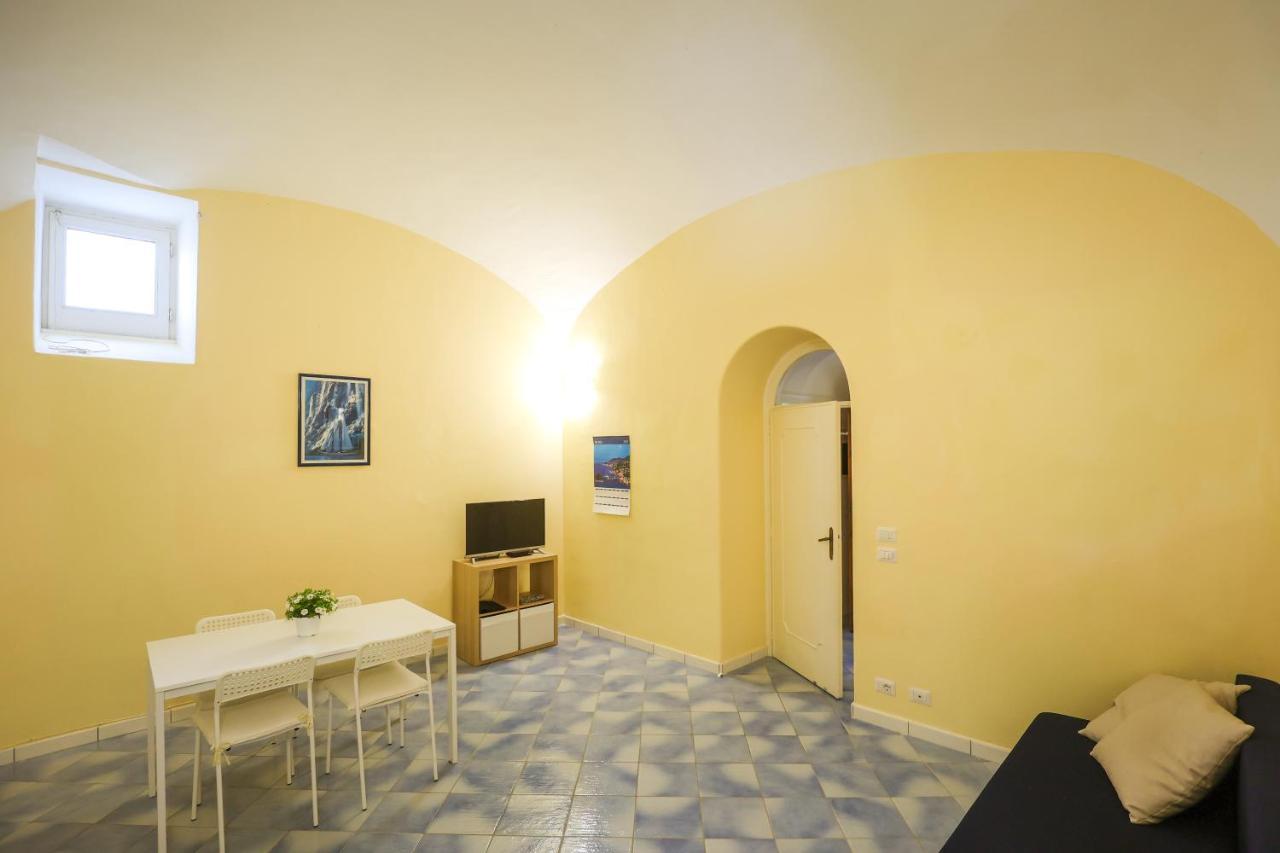 Appartamento Panoramico La Rosa Dei Venti - Maestrale Ischia Exteriör bild